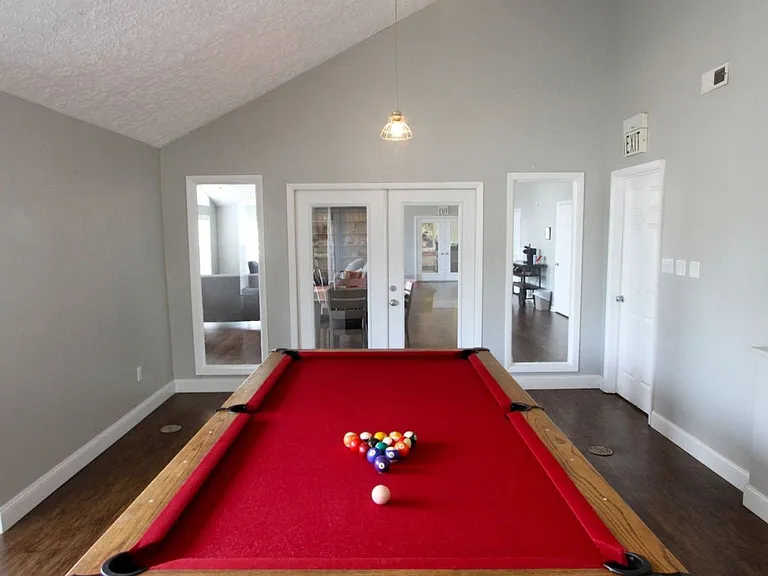 Cross Lakes Apartments — Photo 19