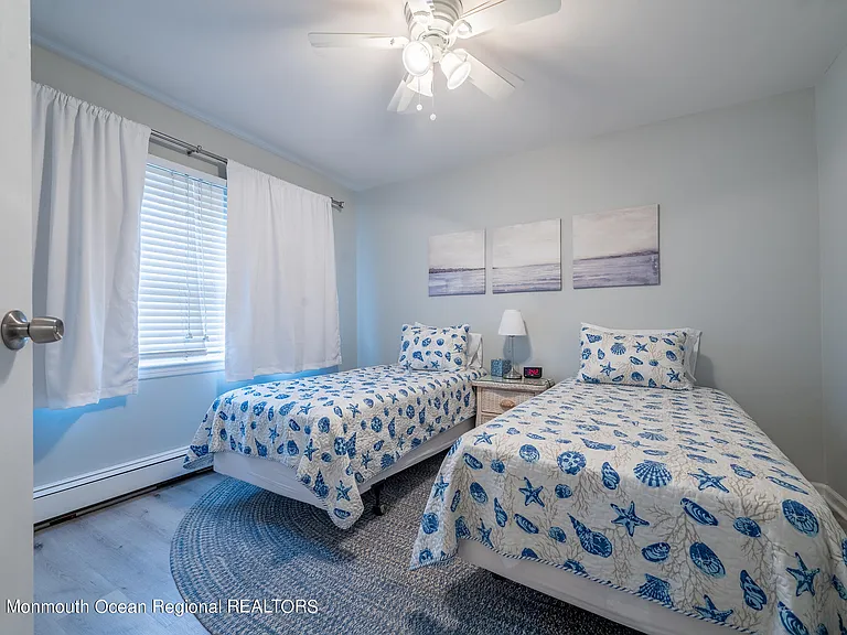 4 Washington Ave #4 — Photo 13