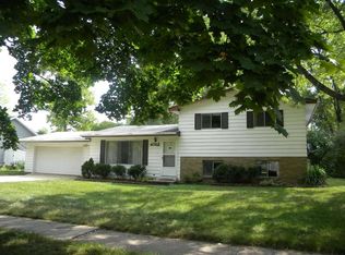 4012 Swede Ave, Midland, MI 48642