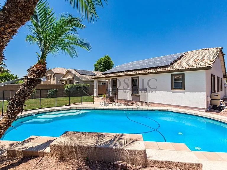 3381 E Flamingo Ct — Photo 33