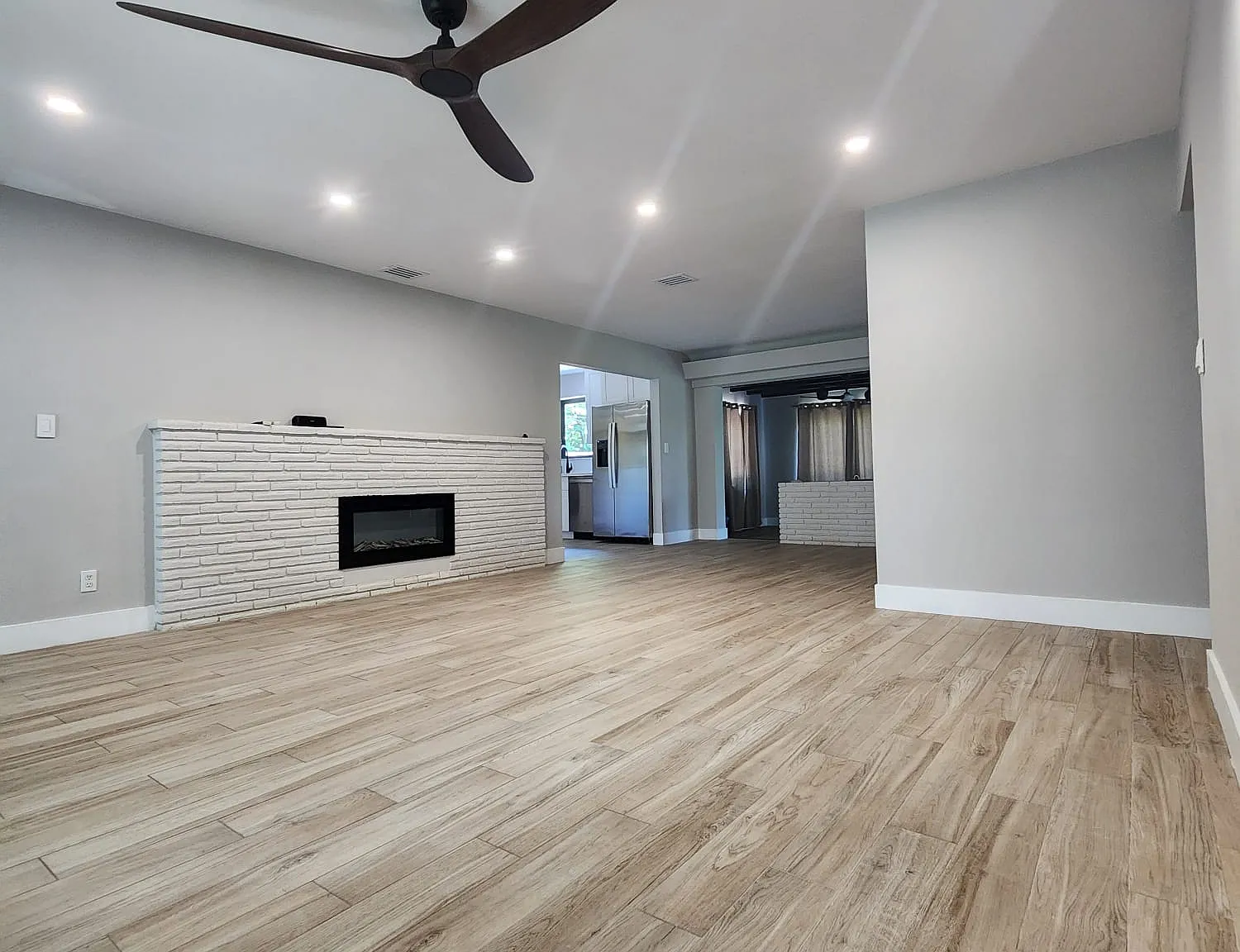 603 N 31st Ct — Photo 3