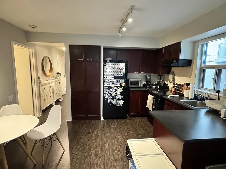 75 Dalhousie St #1013 — Photo 5