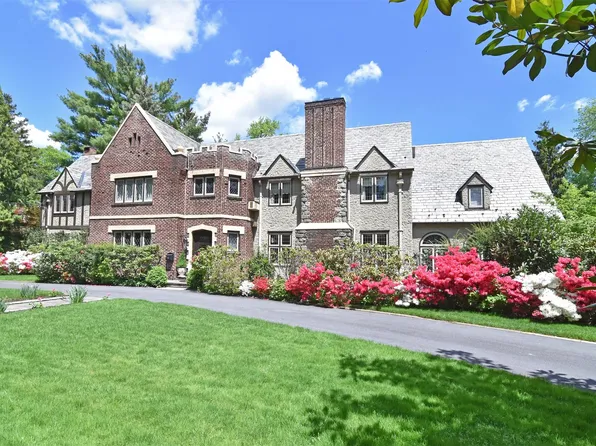 1028 Esplanade, Pelham, NY 10803