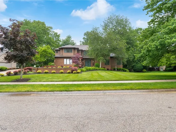 6849 Chillingsworth Cir NW, Canton, OH 44718