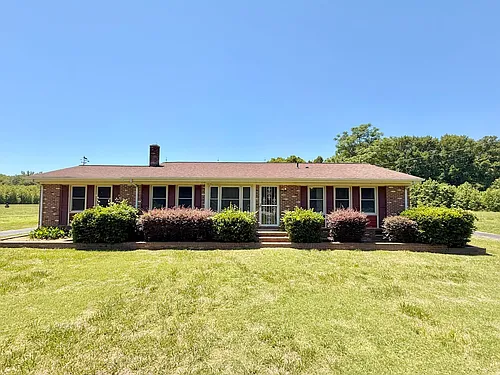 2863 Low Ground Rd Photo 1
