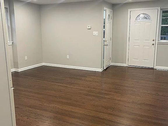 2nd image of 5477 Houghton Pl Floor 1