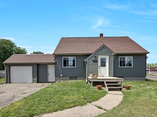 1000 W Lyon Ave, Lake City, MN 55041