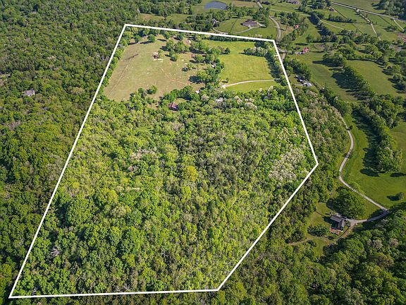 3rd image of 4481 Dyke Bennett Rd