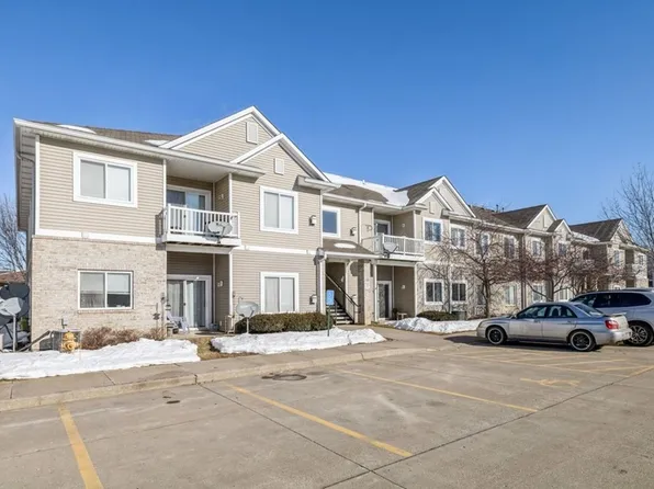 1320 SE Florence Dr Unit 16, Waukee, IA 50263