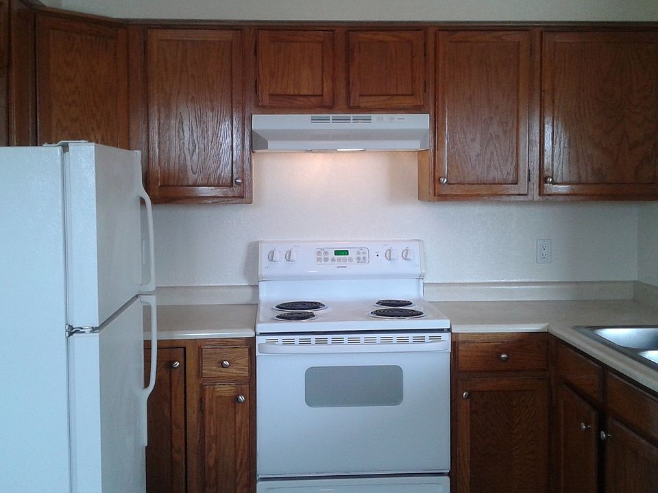 1st image of 13113 Fruit Ave NE