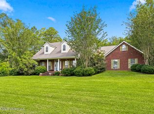 1009 Kern Ln, Crystal Springs, MS 39059