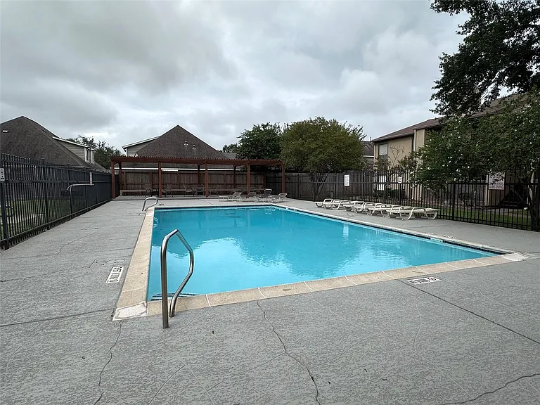 3300 Pebblebrook Dr #104 — Photo 13