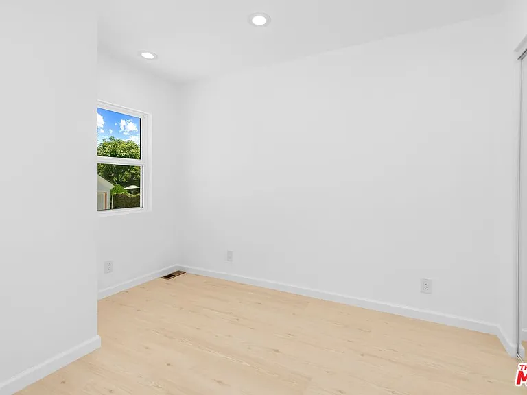 2316 Selby Ave — Photo 21