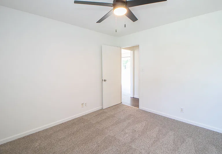 613 Joshua Dr — Photo 20