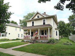 625 3rd St, Farmington, MN 55024