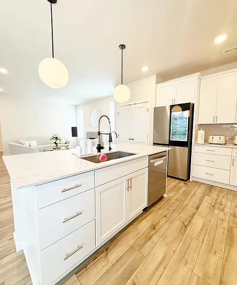 22109 Jameson Ave NW — Photo 15