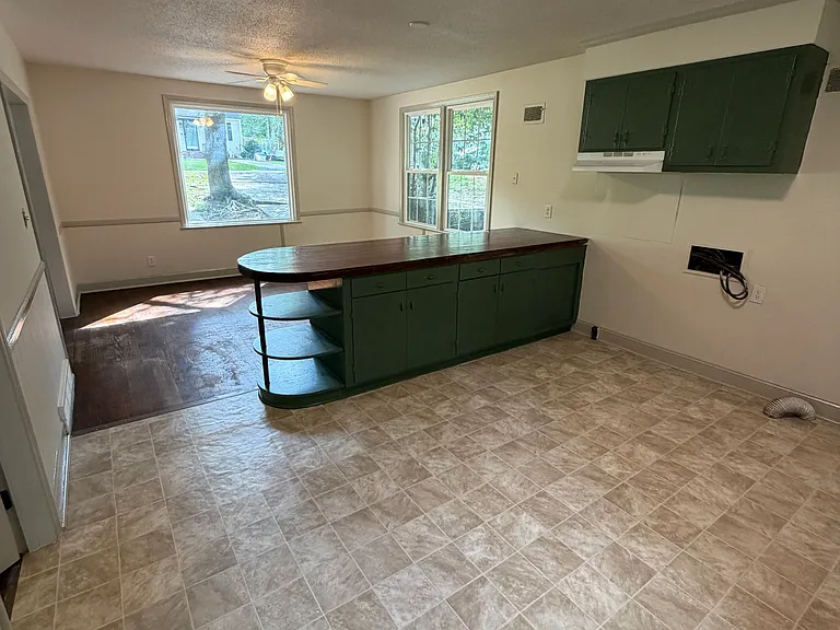 New appliances will be provided by landlord