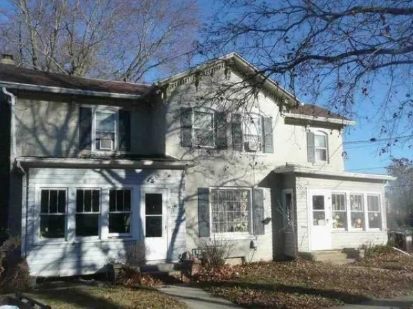 412-414 W Clark, Freeport, IL 61032