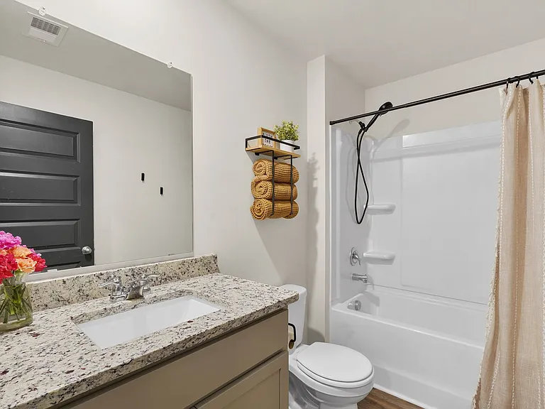 394 Coconut Dr — Photo 8