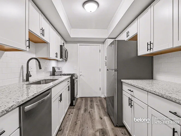 6851 Roswell Rd #O26 — Photo 10
