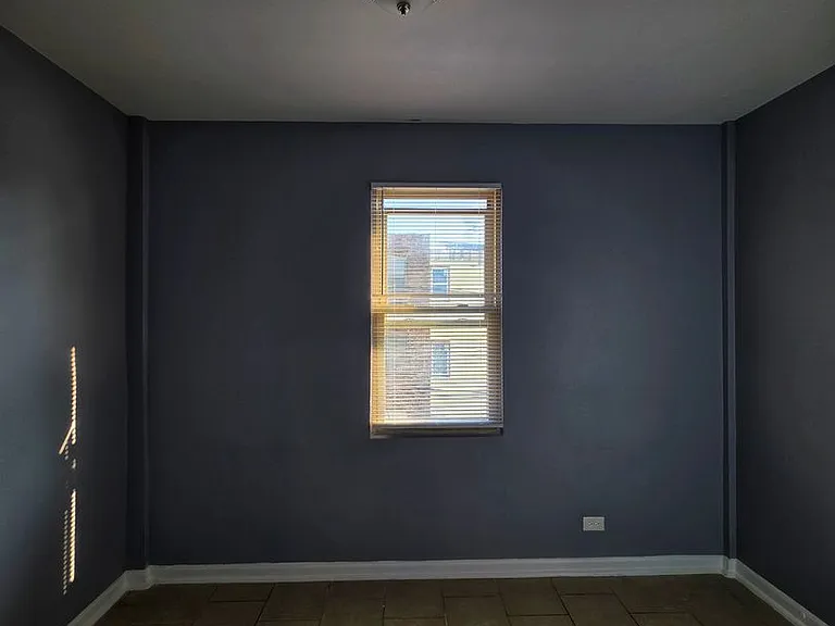 7927 S Essex Ave — Photo 15
