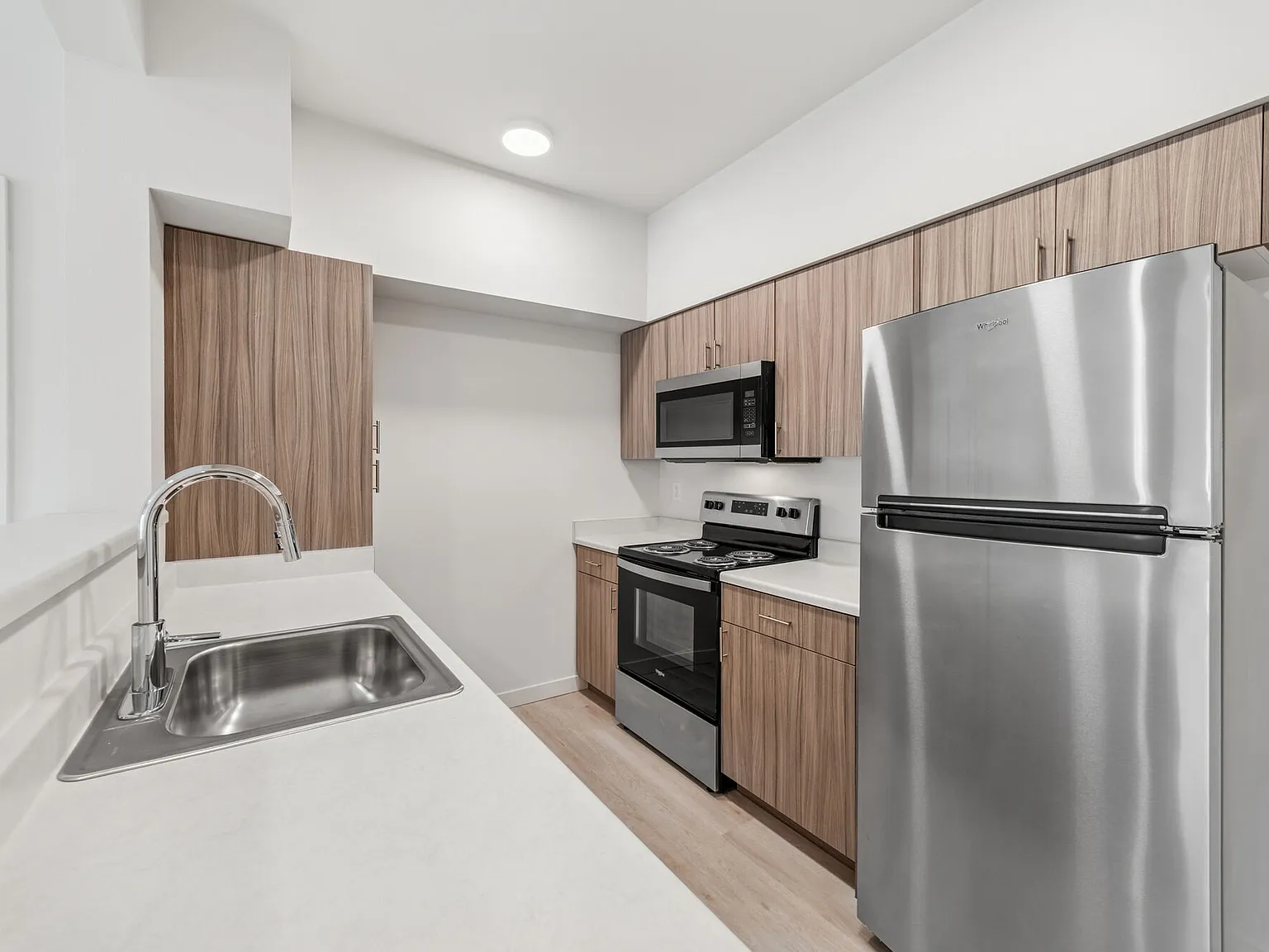 Cascade Creek Apartments — Photo 2