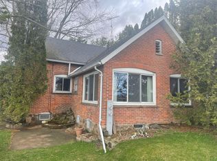 N4839 Singer Rd, Antigo, WI 54409