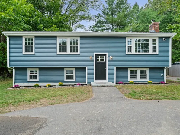 3 Taylor Point Rd, Pembroke, MA 02359