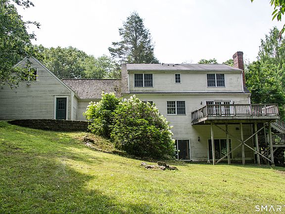 4th image of 90 Mallory Road