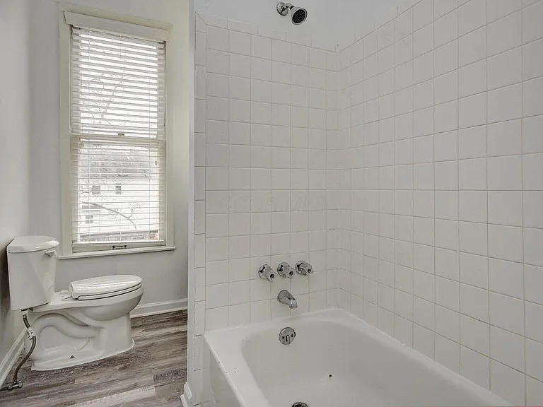 683 S Champion Ave #683 — Photo 19