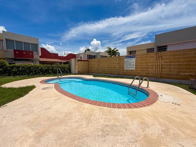 16 Cond — Photo 10
