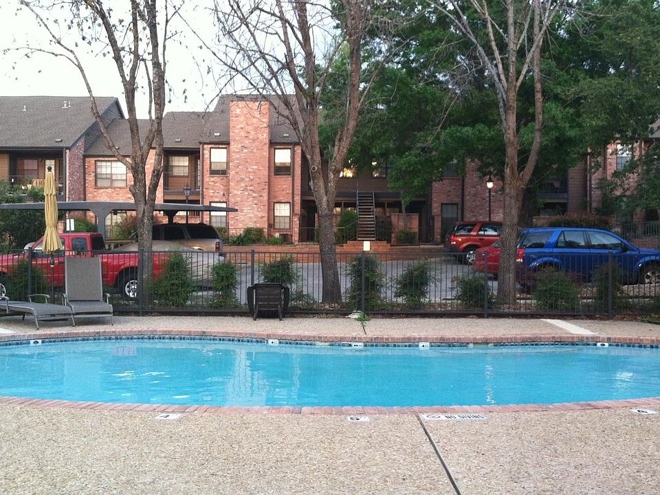 pool area