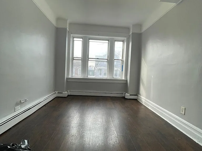206 Bidwell Ave #3R — Photo 4