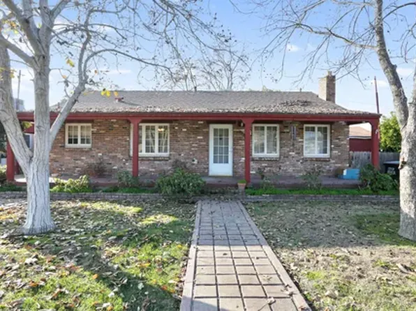 825 N Conyer St #1, Visalia, CA 93291