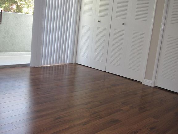 5th image of 1204 Pine St APT 206