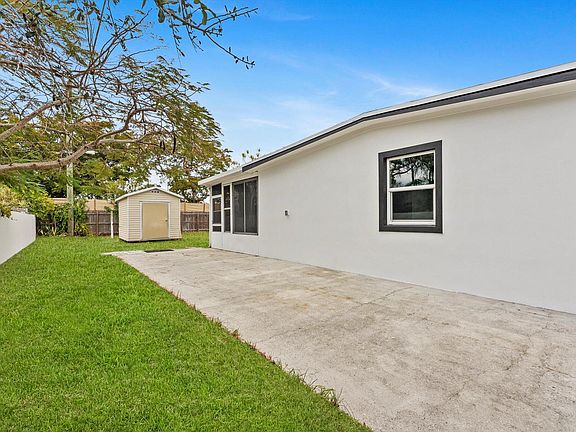 4th image of 5737 Honeysuckle Drive
