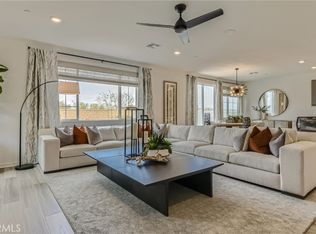 2794 Emerald Bay Dr, Rialto, CA 92377