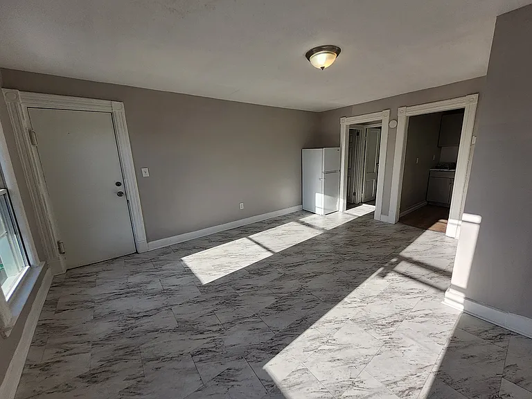 59 Van Ness St #1 — Photo 1