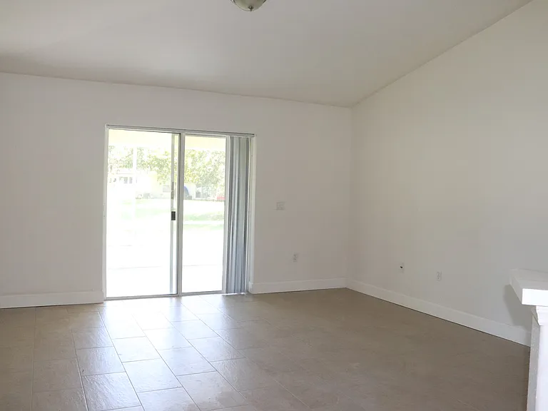 113 Blue Daze Cir — Photo 6