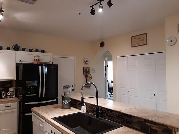 5th image of 1155 S 16th Pl