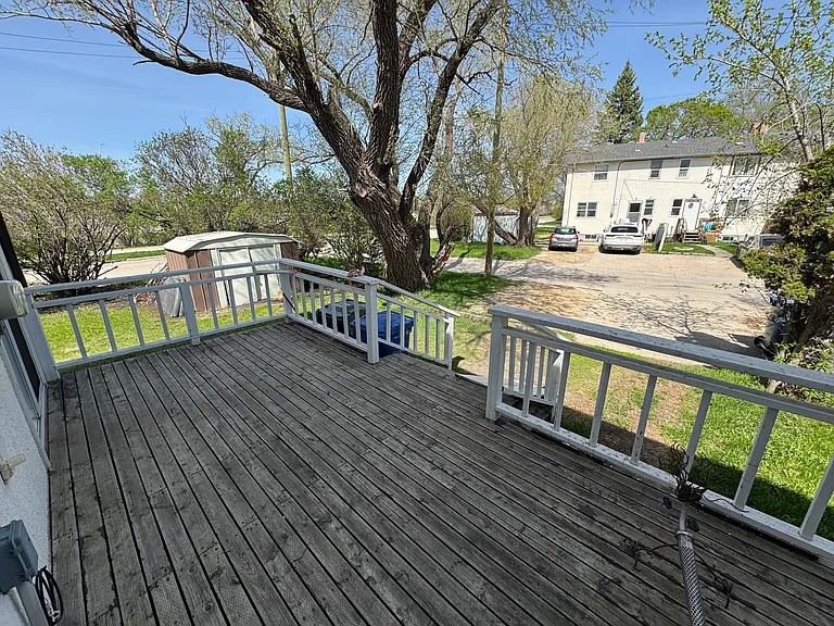 2 Vincent St #2 — Photo 15