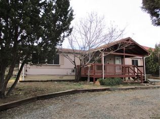 604 Mount Capitan Rd, Capitan, NM 88316