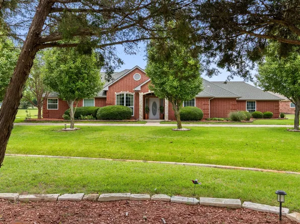 300 Burtonwood Cir, Ovilla, TX 75154