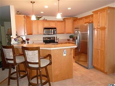 4th image of 240 Antler Dr