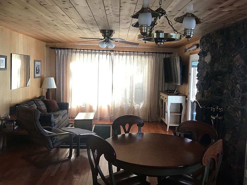 1st image of 661 Dahlia Dr