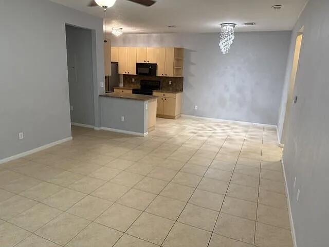 3569 Forest Hill Blvd #115 — Photo 8