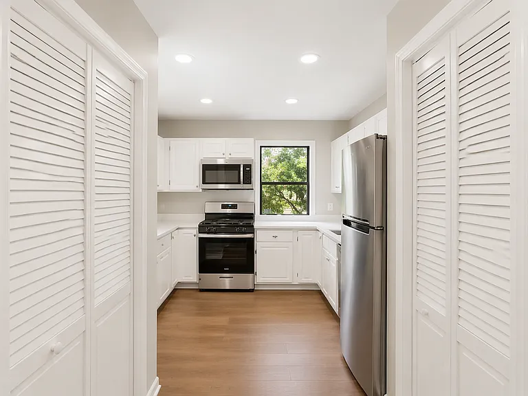 3275 15th Pl SE #101 — Photo 4