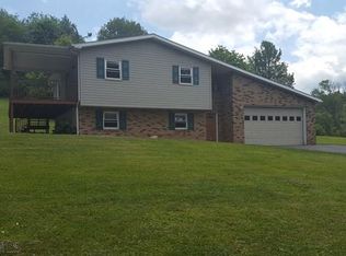 652 Stable Rd, Indiana, PA 15701