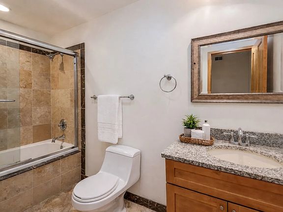 5th image of 4839 S Forrestville Ave #3