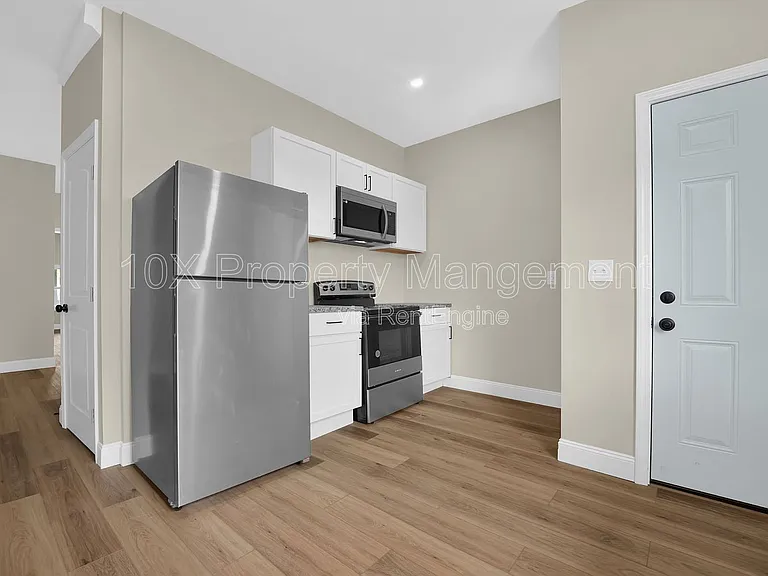 555 Kimball Pl — Photo 12